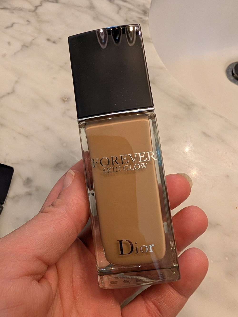 Dior Forever Skin Glow Hydrating Foundation  1.0oz/30ml New With Box